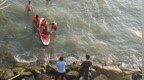 三亚两姐妹游泳遇险，路过辅警循声救人